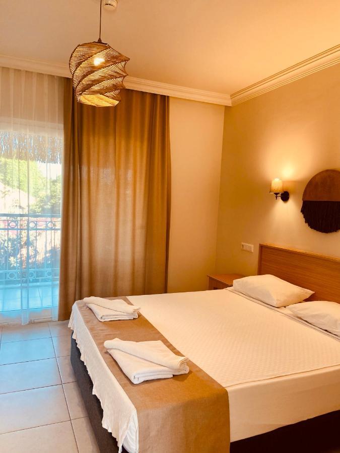 Hotel Kalia Side
