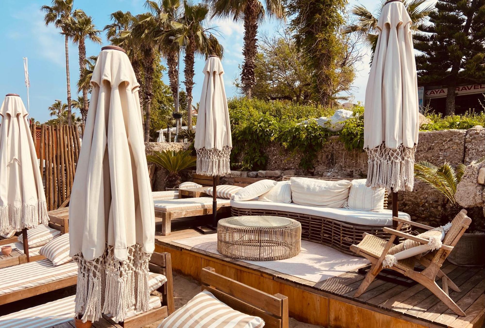 Kalia Hotel *